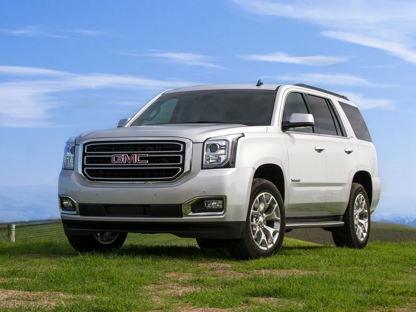 Фото автомобиля GMC Yukon IV (GMT K2UG) (2014–2020) 5.3 AT (355 Л.с.) внедорожник / кроссовер — параметры разболтовки, сверловка дисков, DIA и крепеж