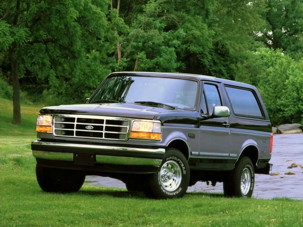 Ford Bronco V