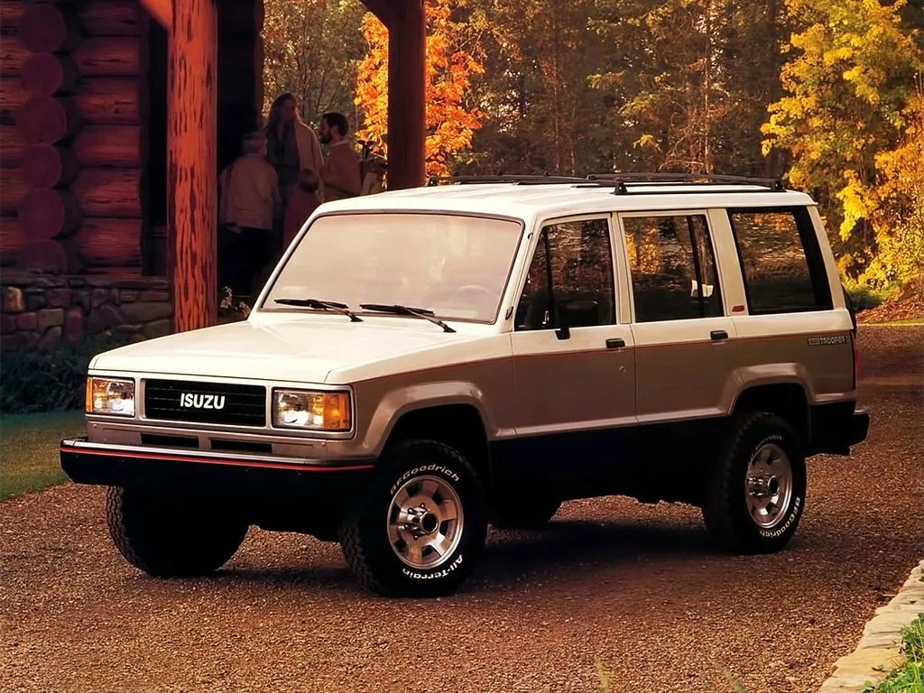 Фото автомобиля Isuzu Trooper I для подбора размеров колес, шин и дисков