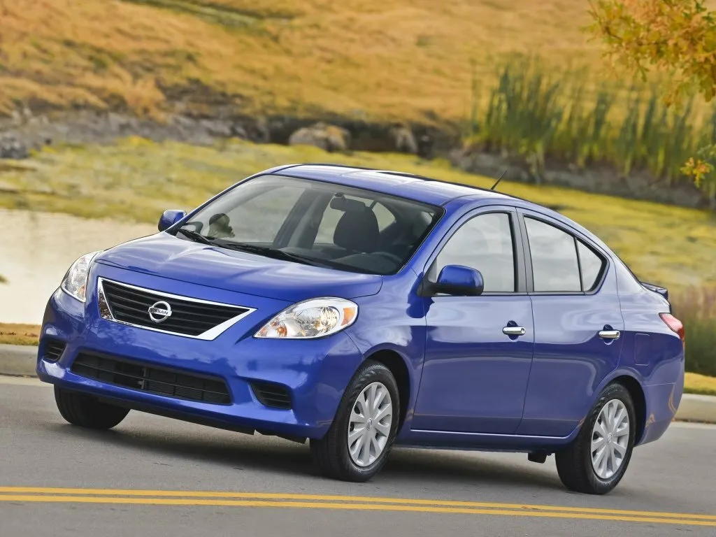 Фото автомобиля Nissan Versa II для подбора размеров колес, шин и дисков