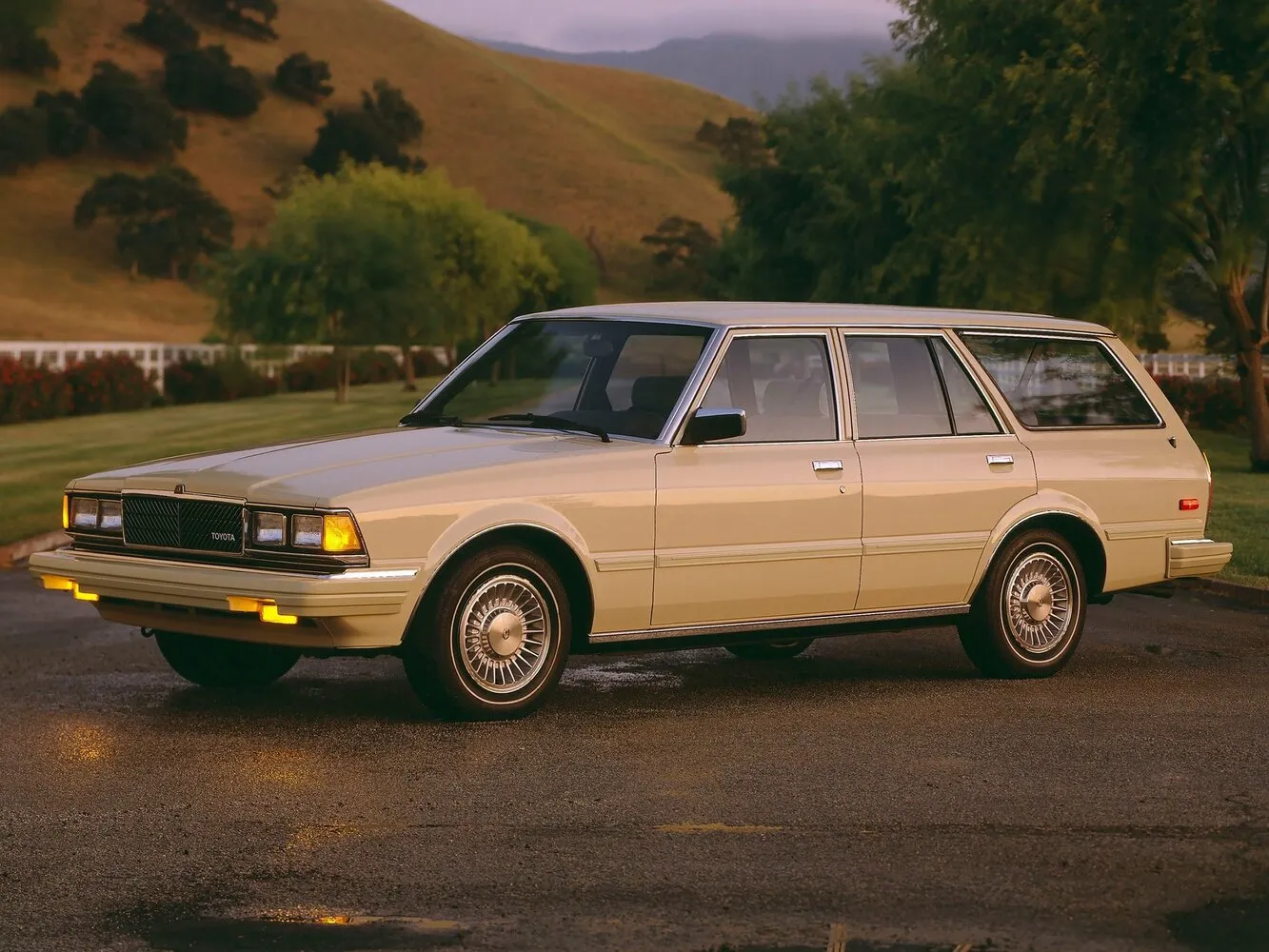 Фото автомобиля Toyota Cressida II (X50, X60) для подбора размеров колес, шин и дисков