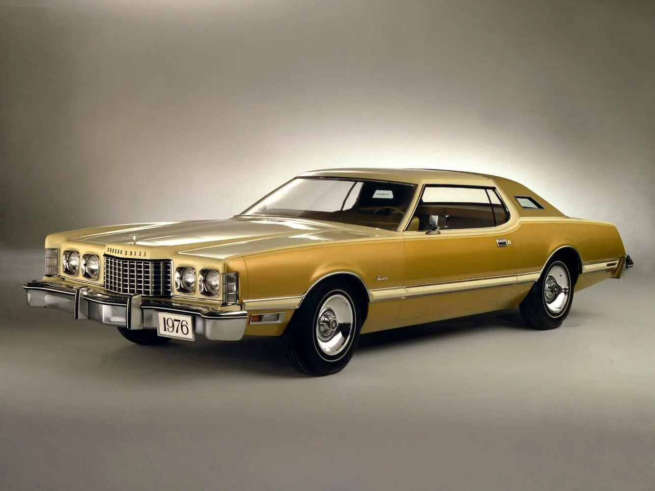 Ford Thunderbird VI