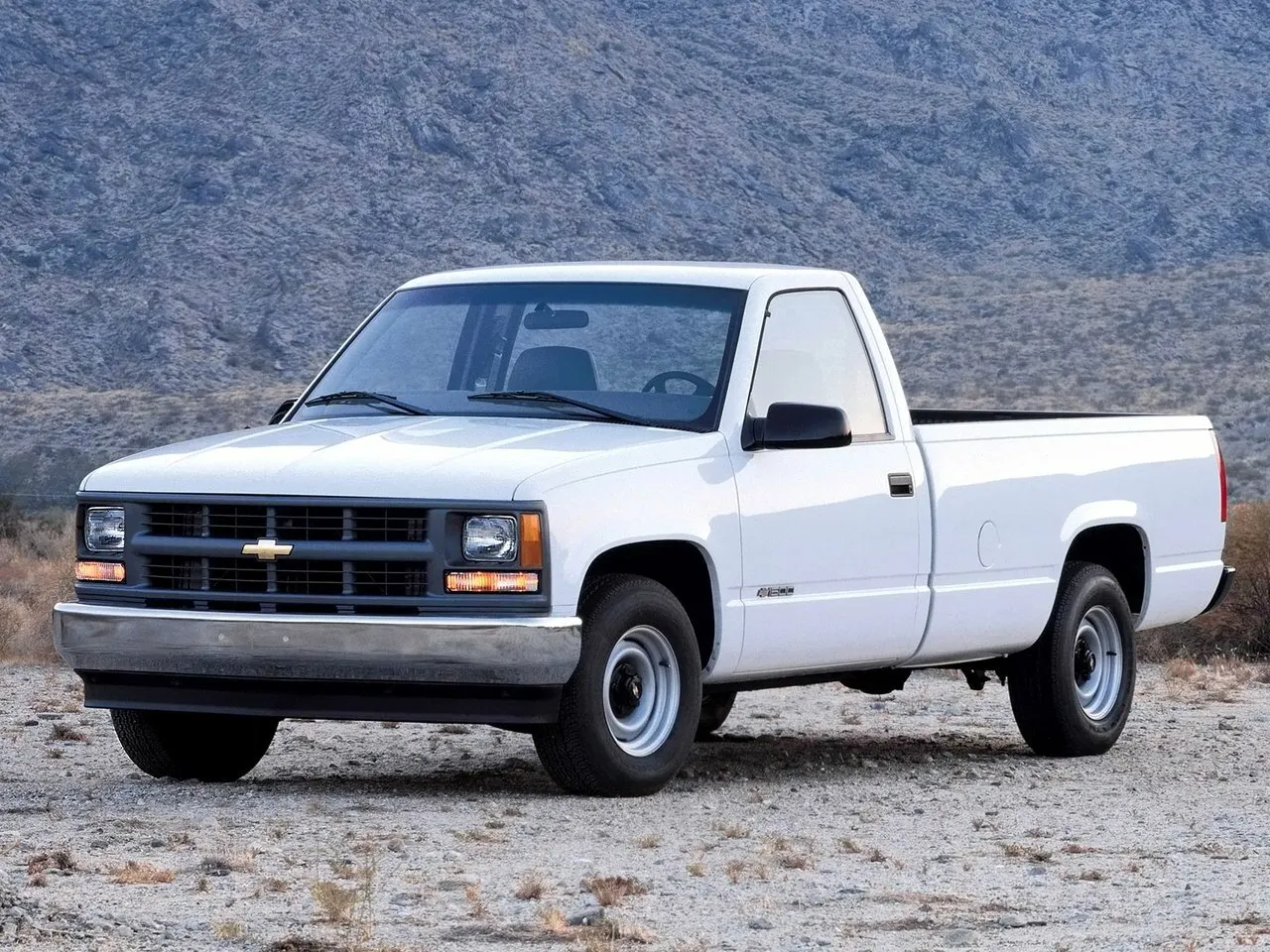 Фото автомобиля Chevrolet C/K IV (GMT400) (1988–2000) 5.7 AT (190 Л.с.) pickup one — параметры разболтовки, сверловка дисков, DIA и крепеж