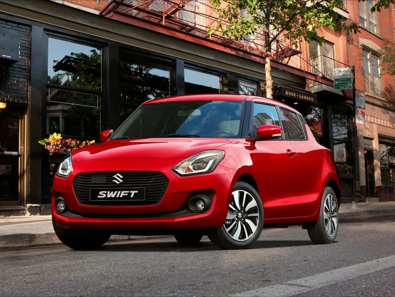 Фото автомобиля Suzuki Swift V для подбора размеров колес, шин и дисков