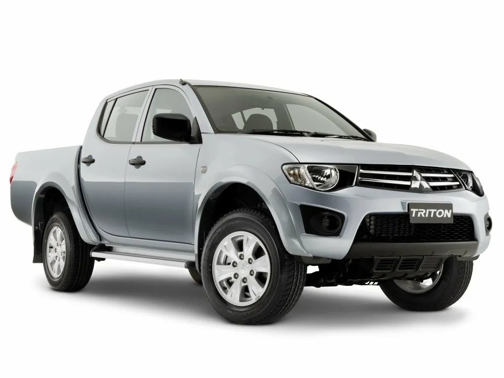 Mitsubishi Triton IV