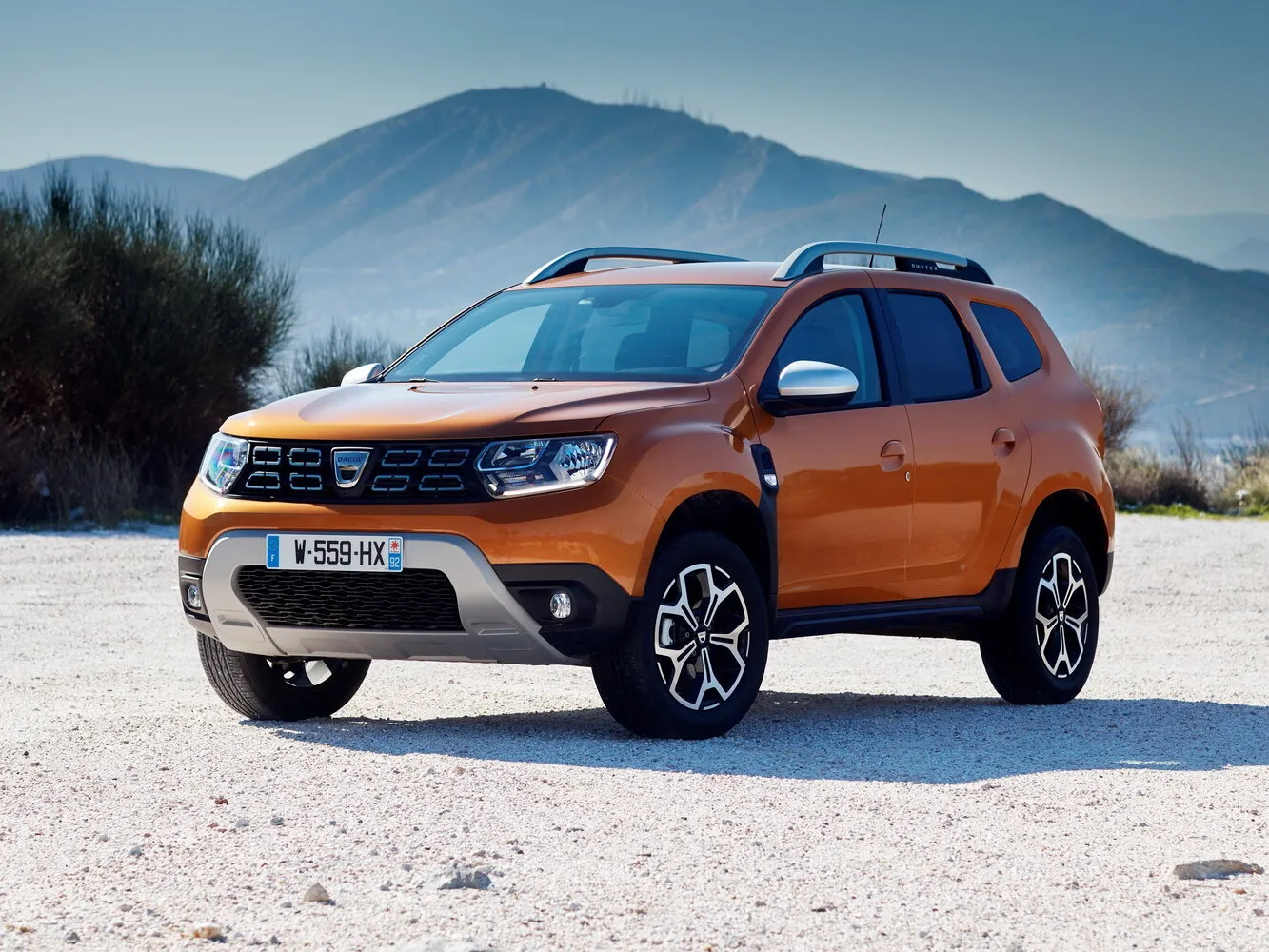 Фото автомобиля Dacia Duster II для подбора размеров колес, шин и дисков