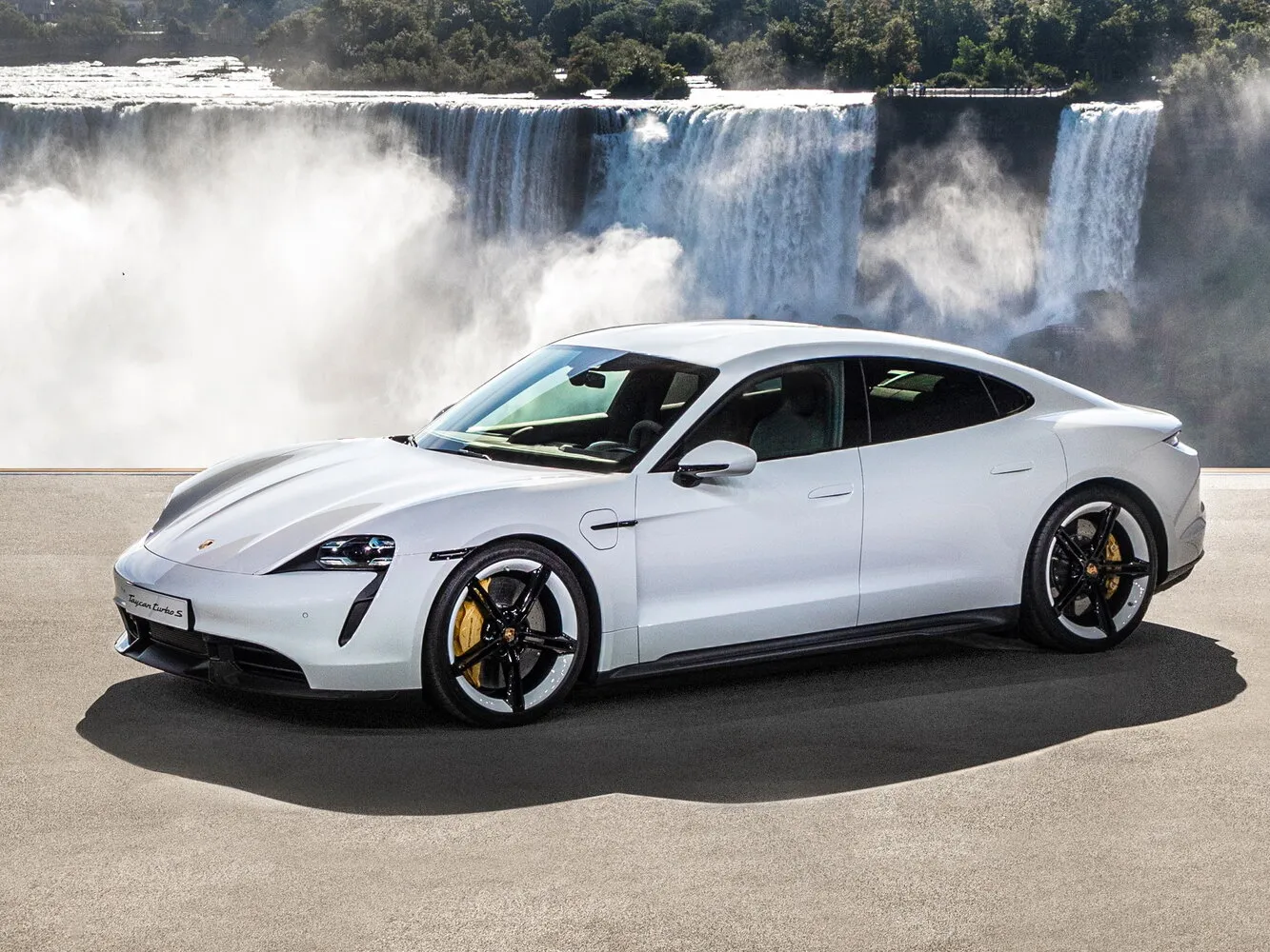 Фото автомобиля Porsche Taycan I для подбора размеров колес, шин и дисков