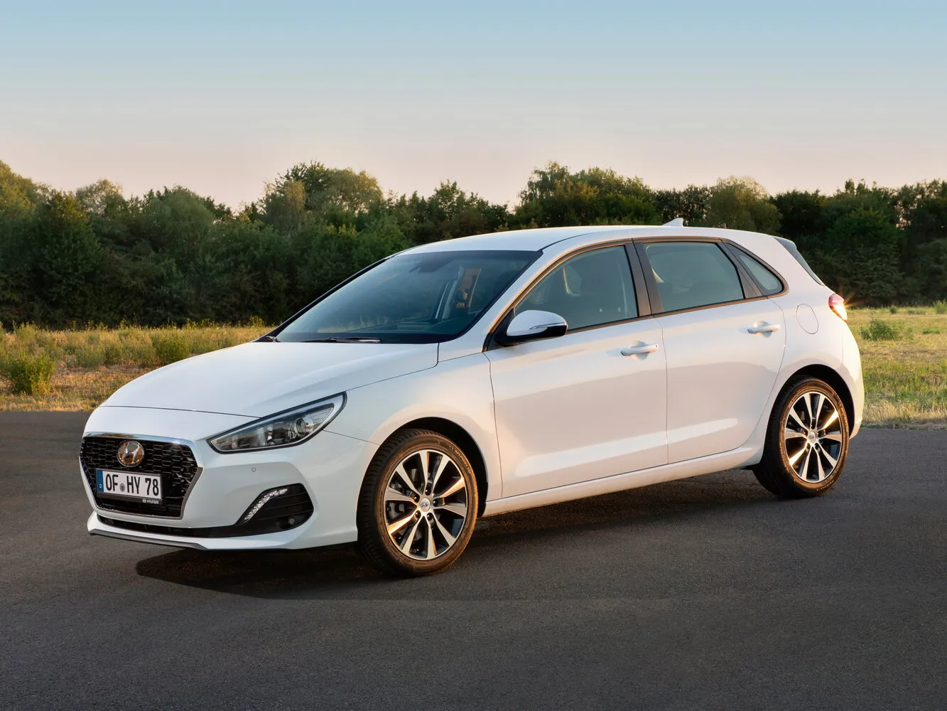 Фото автомобиля Hyundai i30 III Рестайлинг для подбора размеров колес, шин и дисков