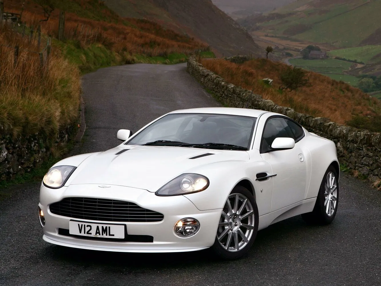 Aston Martin Vanquish I