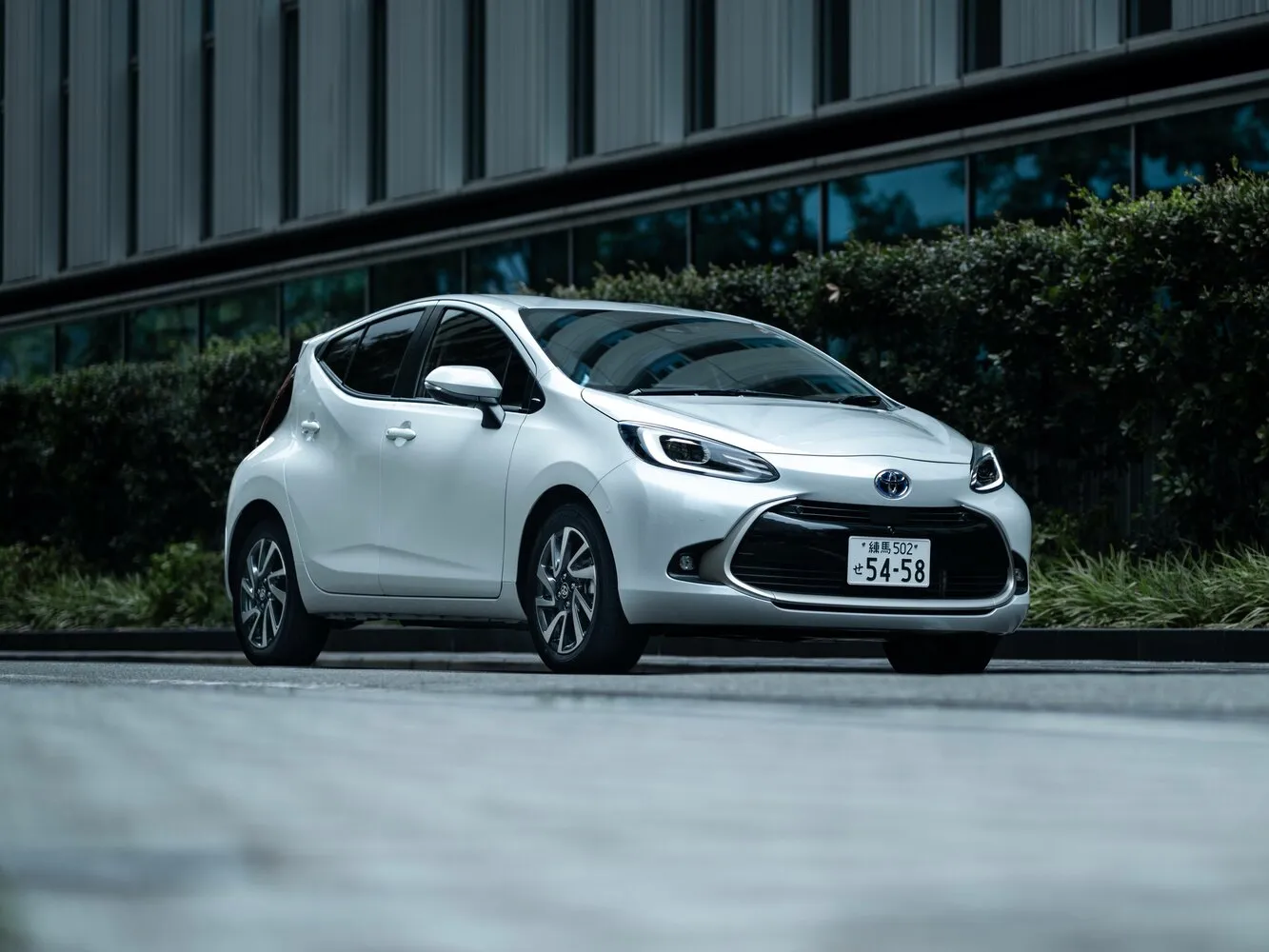Фото автомобиля Toyota Aqua II для подбора размеров колес, шин и дисков
