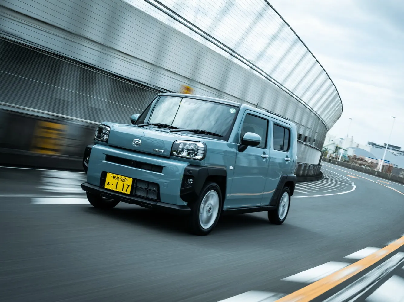 Фото автомобиля Daihatsu Taft II для подбора размеров колес, шин и дисков