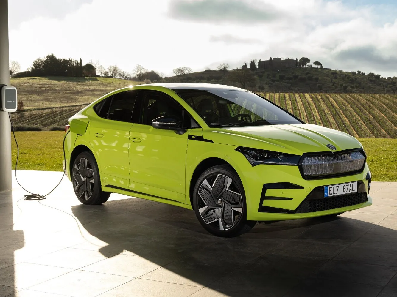 Фото автомобиля Skoda Enyaq Coupe RS I для подбора размеров колес, шин и дисков