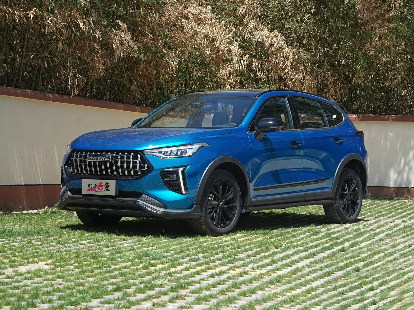 Фото автомобиля Haval Chitu Базовое поколение для подбора размеров колес, шин и дисков