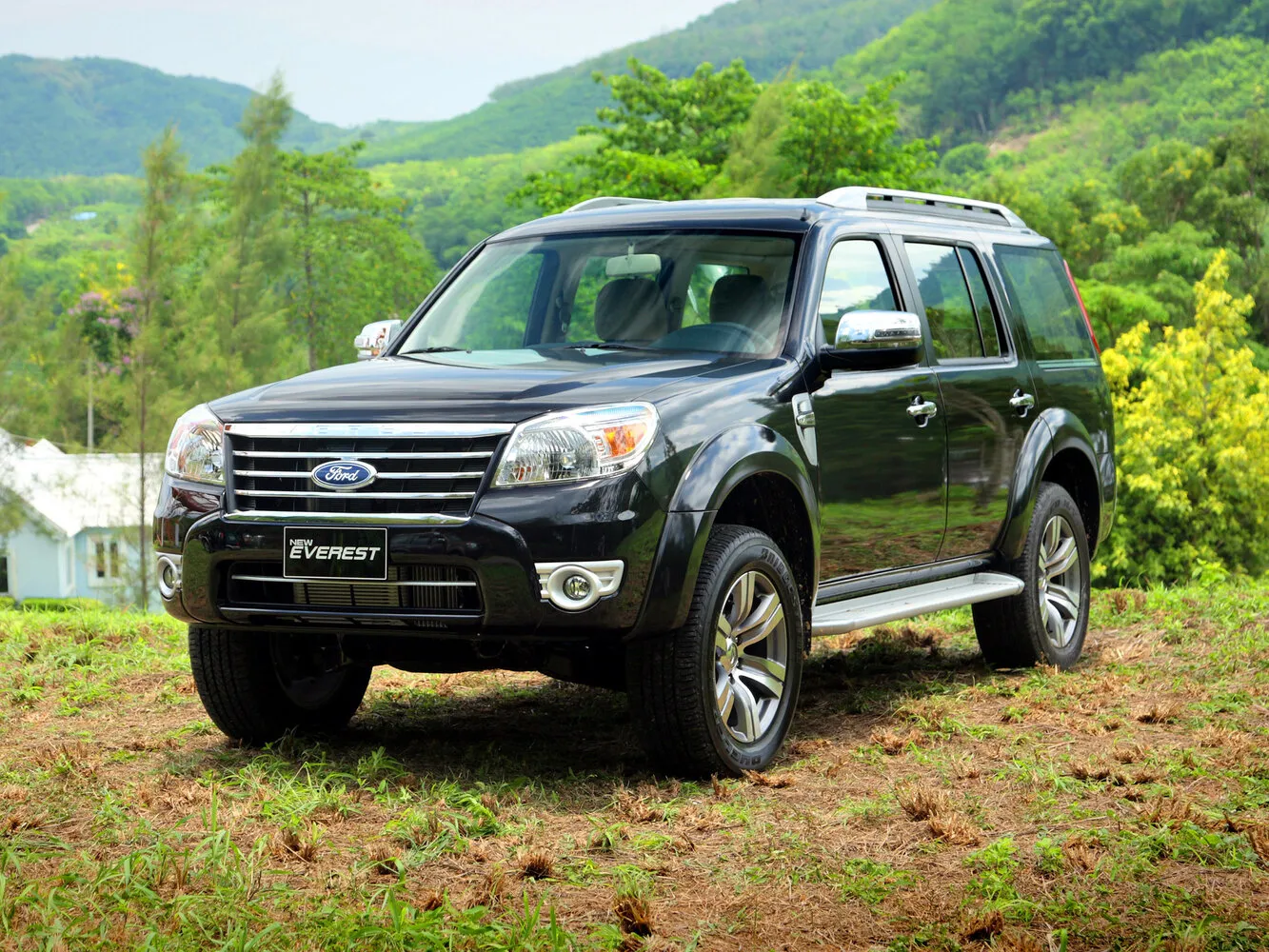 Фото автомобиля Ford Everest I Рестайлинг 2 для подбора размеров колес, шин и дисков