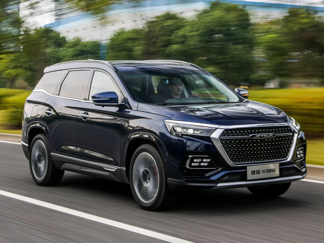 Фото автомобиля Jetour X95 Базовое поколение для подбора размеров колес, шин и дисков