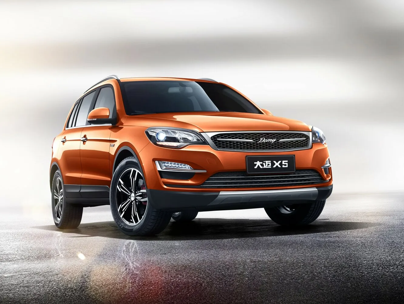 Фото автомобиля Zotye Domy X5 Базовое поколение для подбора размеров колес, шин и дисков