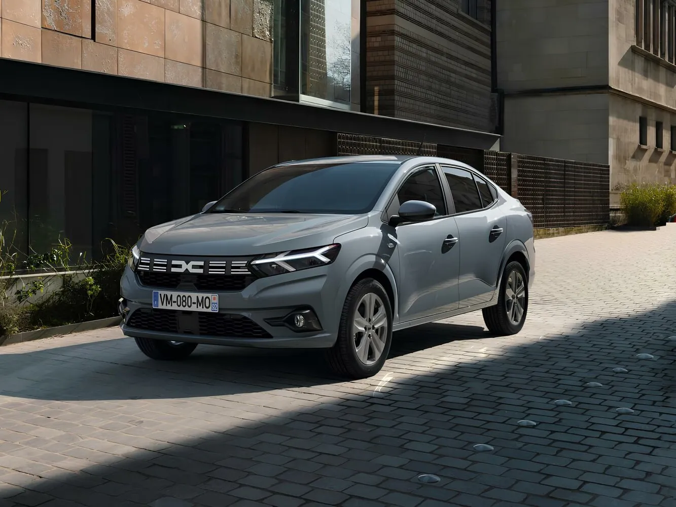 Фото автомобиля Dacia Logan III Рестайлинг для подбора размеров колес, шин и дисков