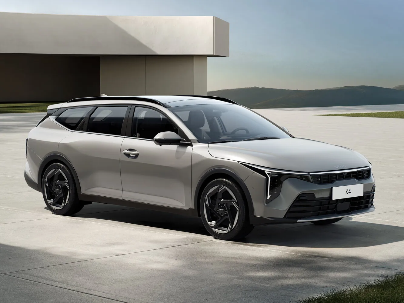 Фото автомобиля Kia K4 (2024–2026) MHEV 1.0 MT (115 Л.с.) wagon 5 doors — заводские размеры шин, ширина дисков, вылет ET и давление в колесах