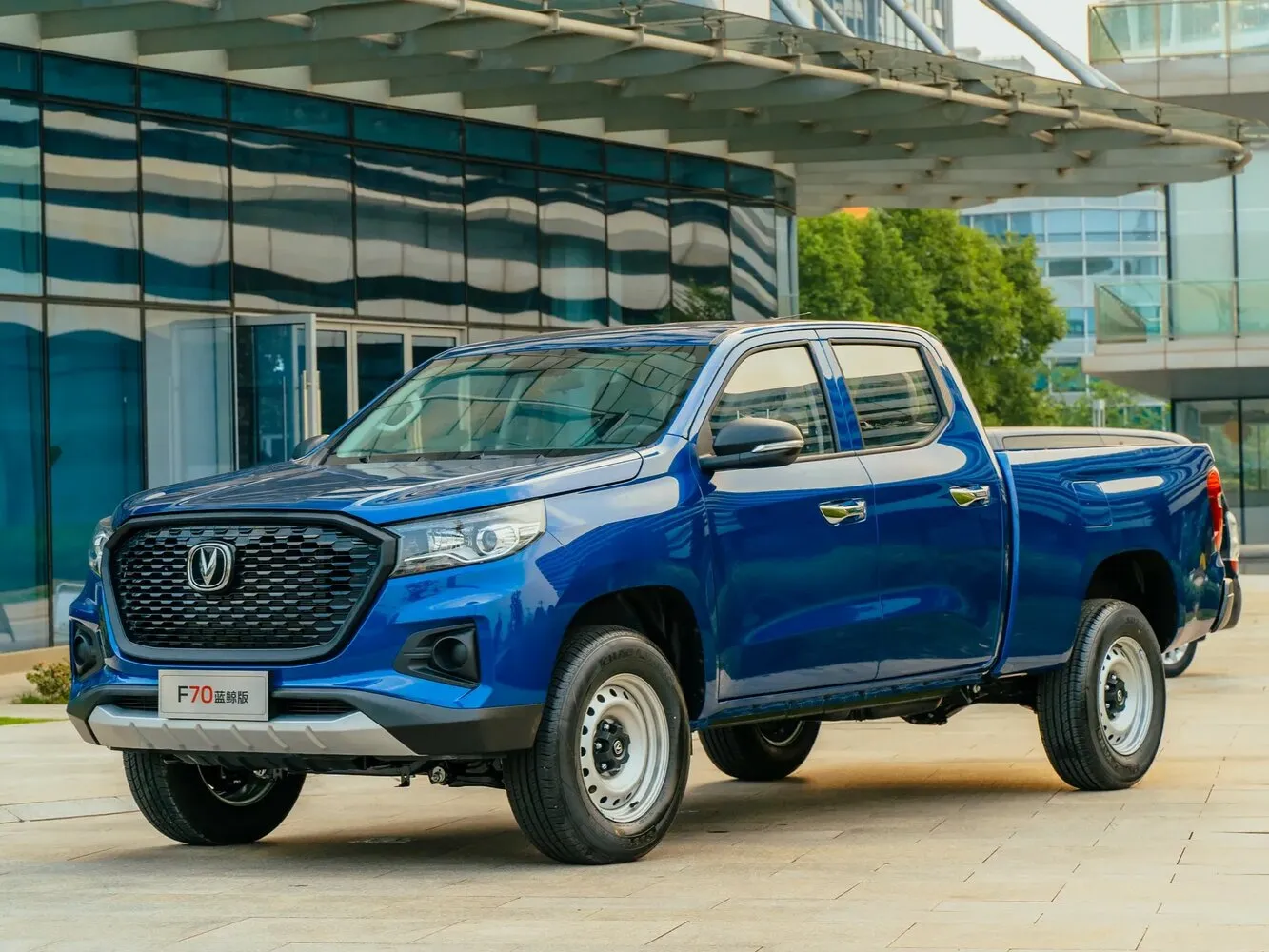 Фото автомобиля Changan Kaicene F70 I Рестайлинг для подбора размеров колес, шин и дисков