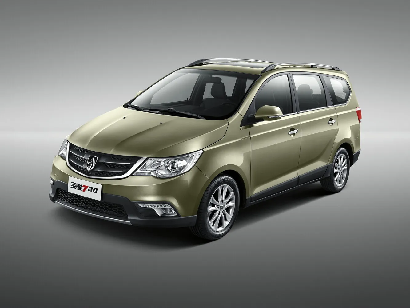 Фото автомобиля Baojun 730 I для подбора размеров колес, шин и дисков