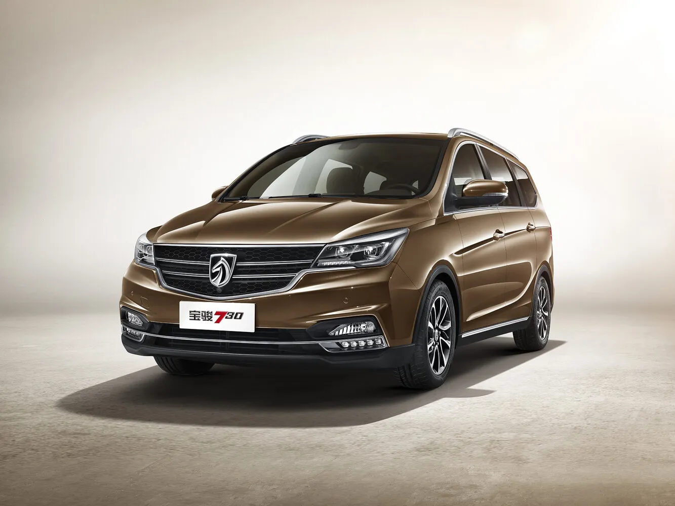 Фото автомобиля Baojun 730 II для подбора размеров колес, шин и дисков