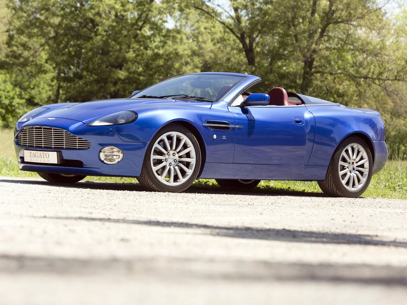 Фото автомобиля Aston Martin Vanquish Zagato I для подбора размеров колес, шин и дисков