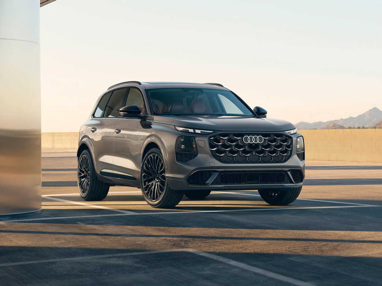 Фото автомобиля Audi SQ7 III (G8) для подбора размеров колес, шин и дисков