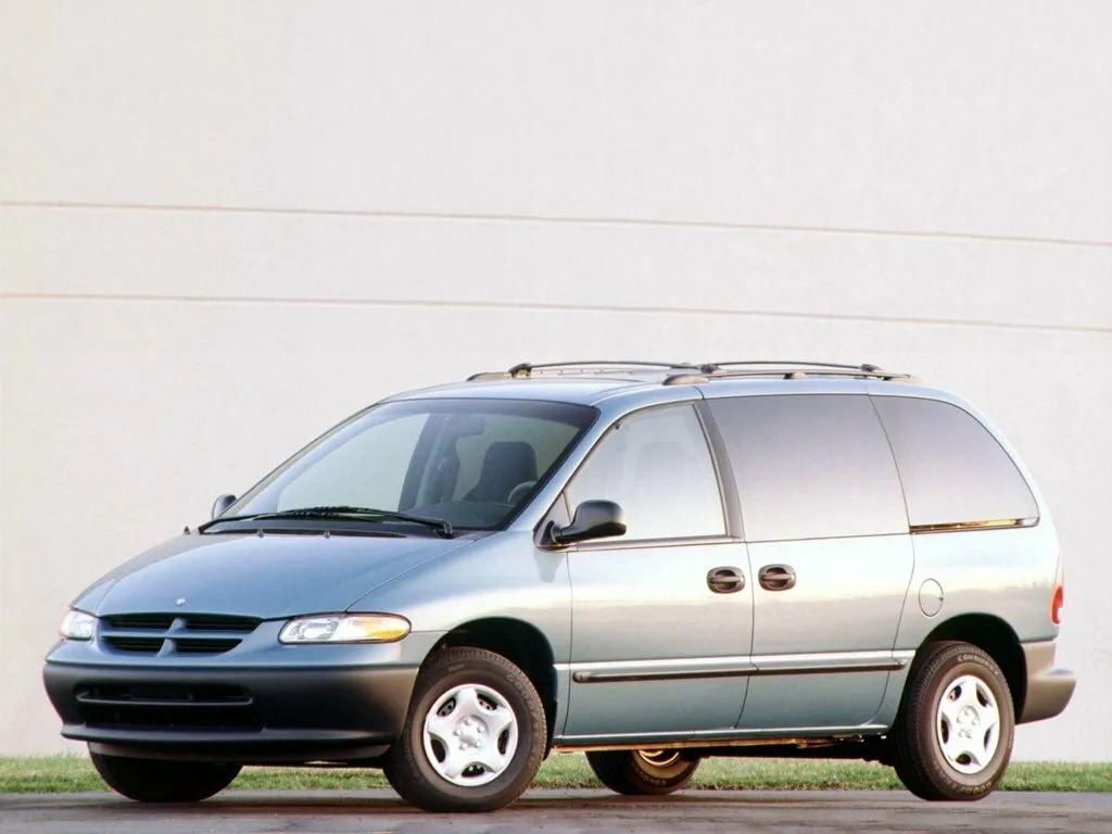 Фото автомобиля Dodge Caravan III (1995–2000) 3.8 AT (166 л.с.) 4WD минивэн — заводские размеры шин, ширина дисков, вылет ET и давление в колесах