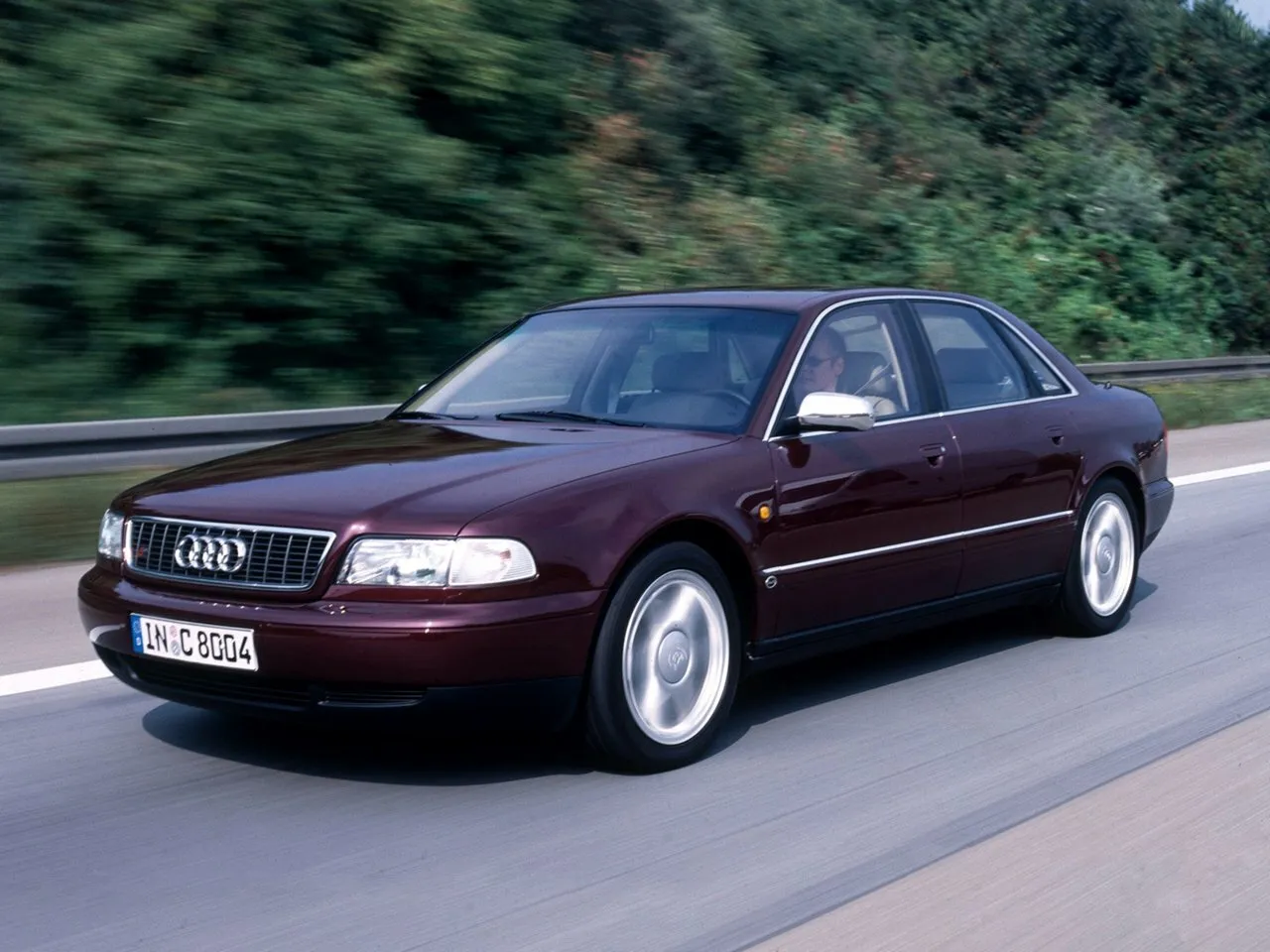 Audi S8 I (D2)