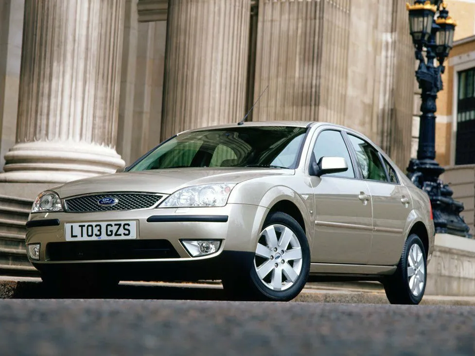 Фото автомобиля Ford Mondeo III Рестайлинг 6-speed 2.5 MT (170 Л.с.) — заводские размеры шин, ширина дисков, вылет ET и давление в колесах