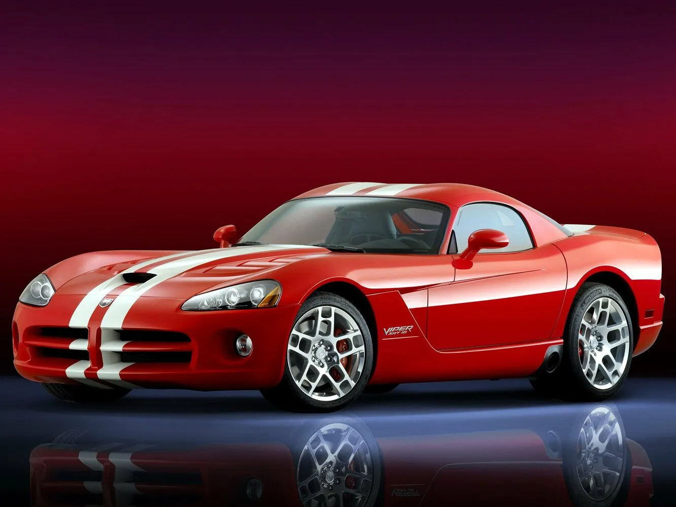 Фото автомобиля Dodge Viper IV для подбора размеров колес, шин и дисков