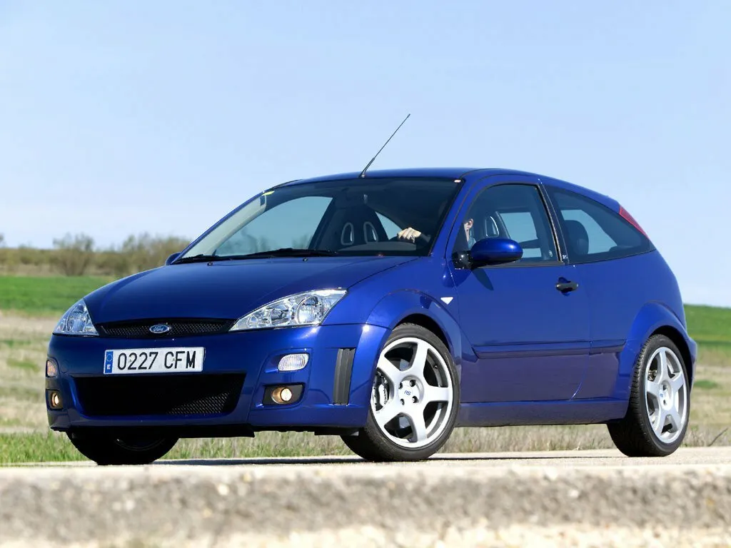 Фото автомобиля Ford Focus RS I для подбора размеров колес, шин и дисков