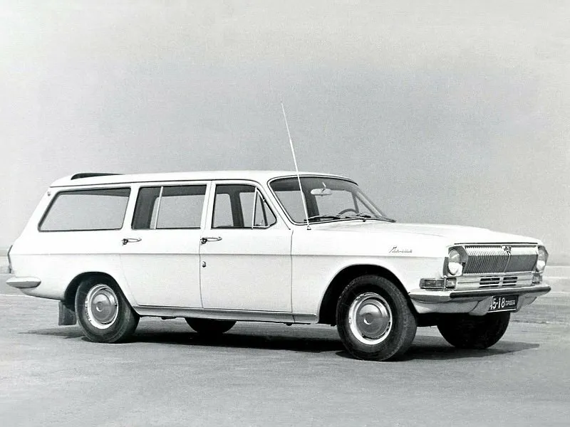 Фото автомобиля ГАЗ 24 «Волга» I (24) 2402 2.5 MT (95 Л.с.) — заводские размеры шин, ширина дисков, вылет ET и давление в колесах