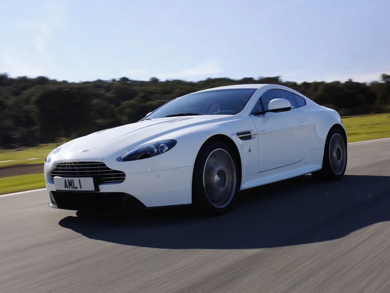 Aston Martin V8 Vantage III Рестайлинг