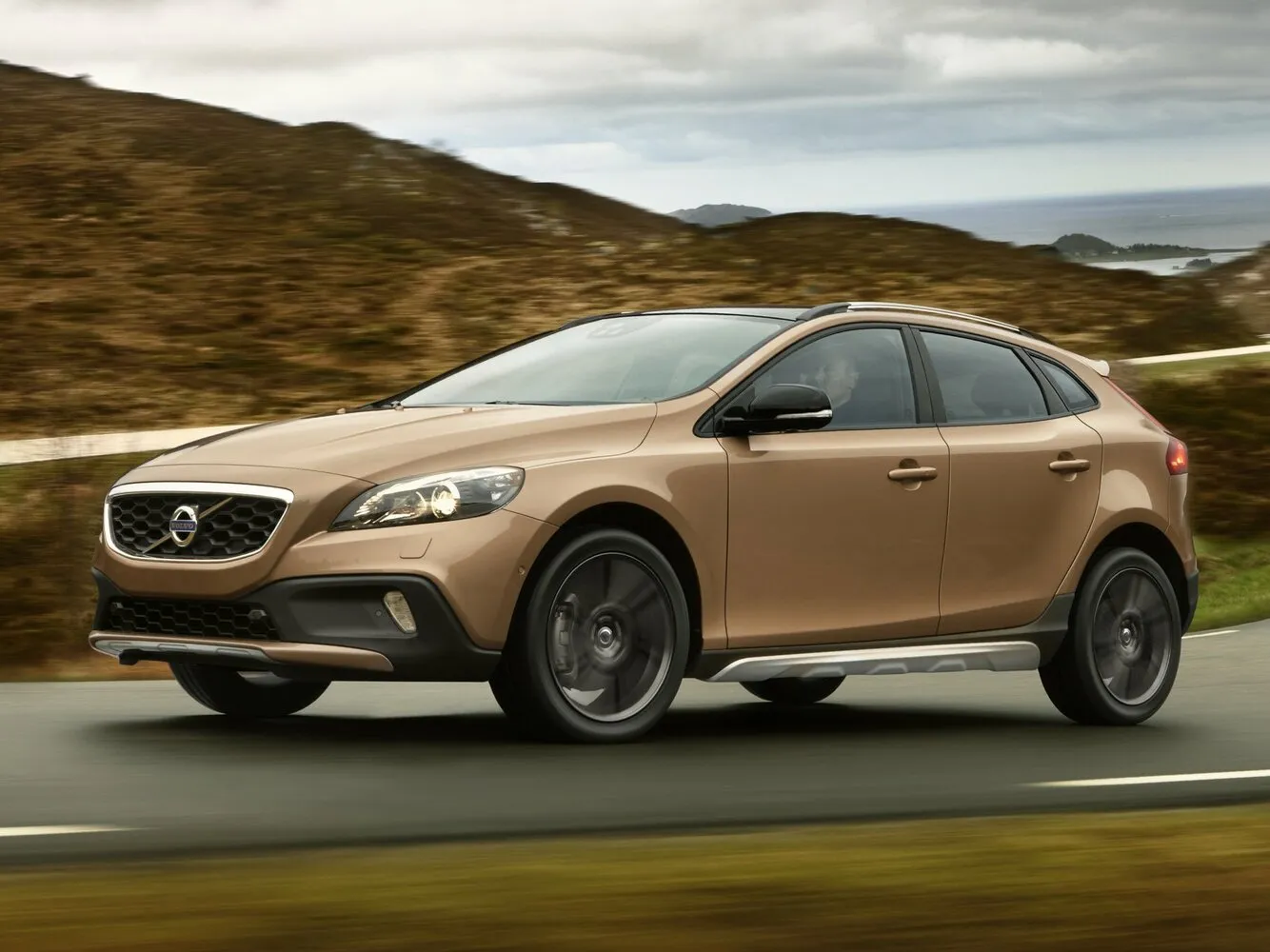 Volvo V40 Cross Country I